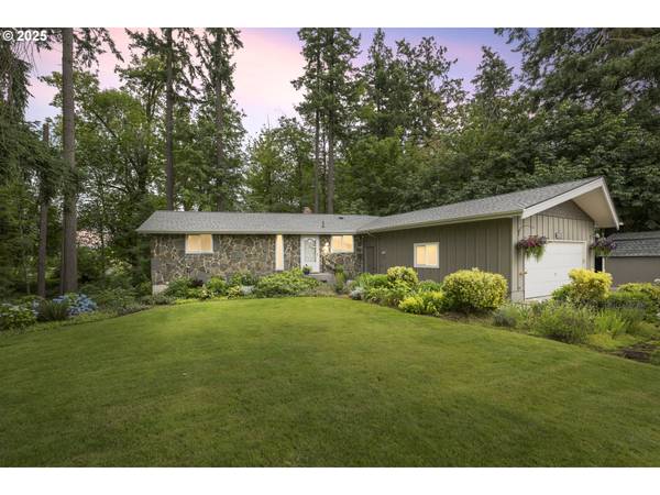 13063 BROOKSIDE DR, Aurora, OR 97002