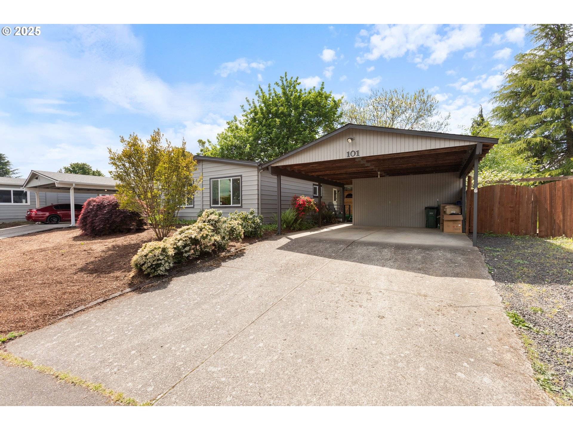 Albany, OR 97322,3800 S MOUNTAIN VIEW DR #101