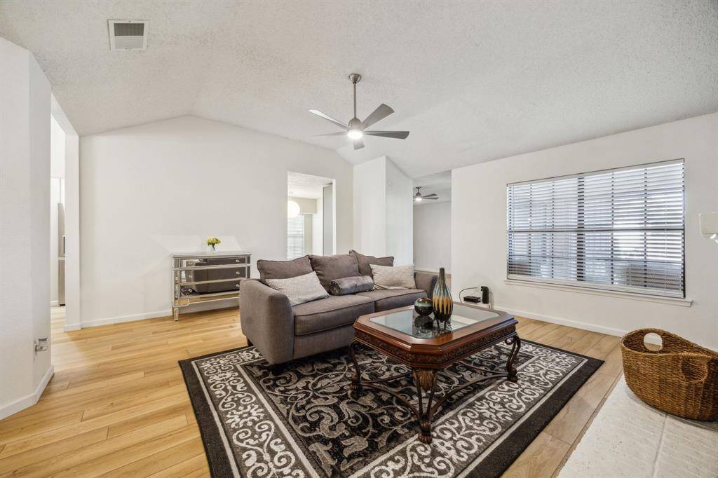 Garland, TX 75040,226 E Ridgegate Drive