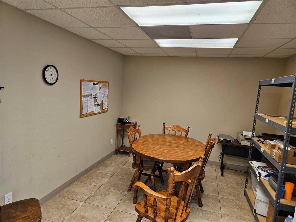 Ennis, TX 75119,2604 Suite A N Kaufman Street