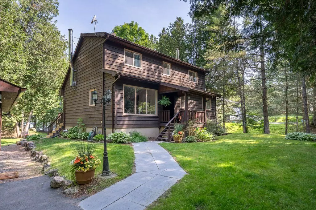 Stone Mills, ON K0K 3G0,616 Cedarstone RD