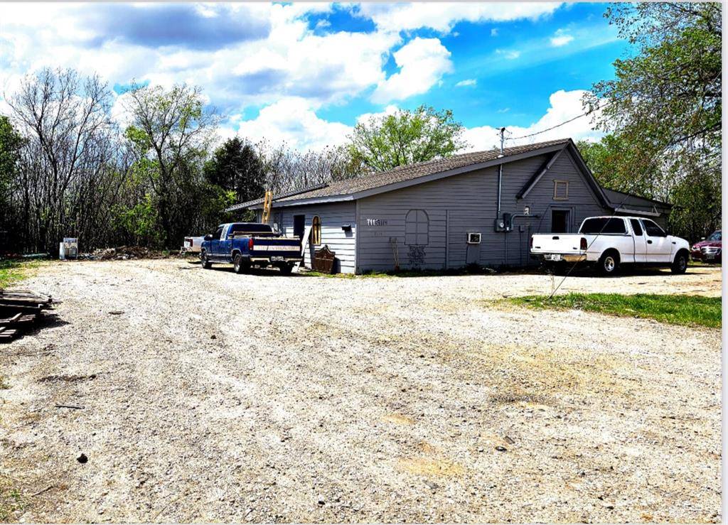 7114 Zuefeldt Drive, Arlington, TX 76002