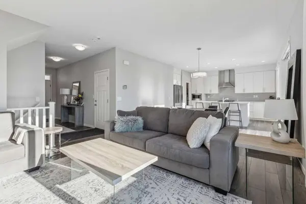 55 Harvest Grove Common NE, Calgary, AB T3K 2M6