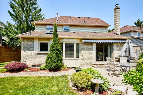 Oshawa, ON L1J 7R3,773 Shetland CT