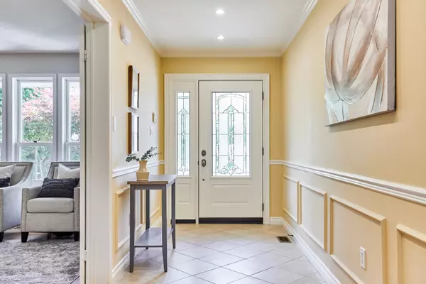 Oshawa, ON L1J 7R3,773 Shetland CT