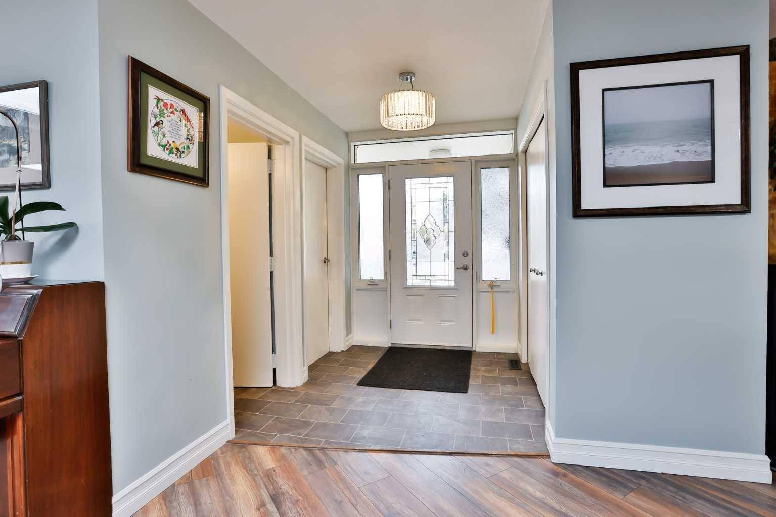 Lethbridge, AB T1H 5J7,1818 14 AVE North