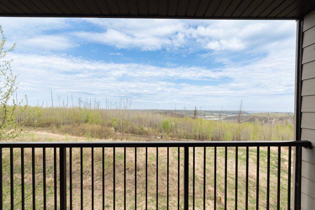 Fort Mcmurray, AB T9J 1L6,201 Abasand DR #1328