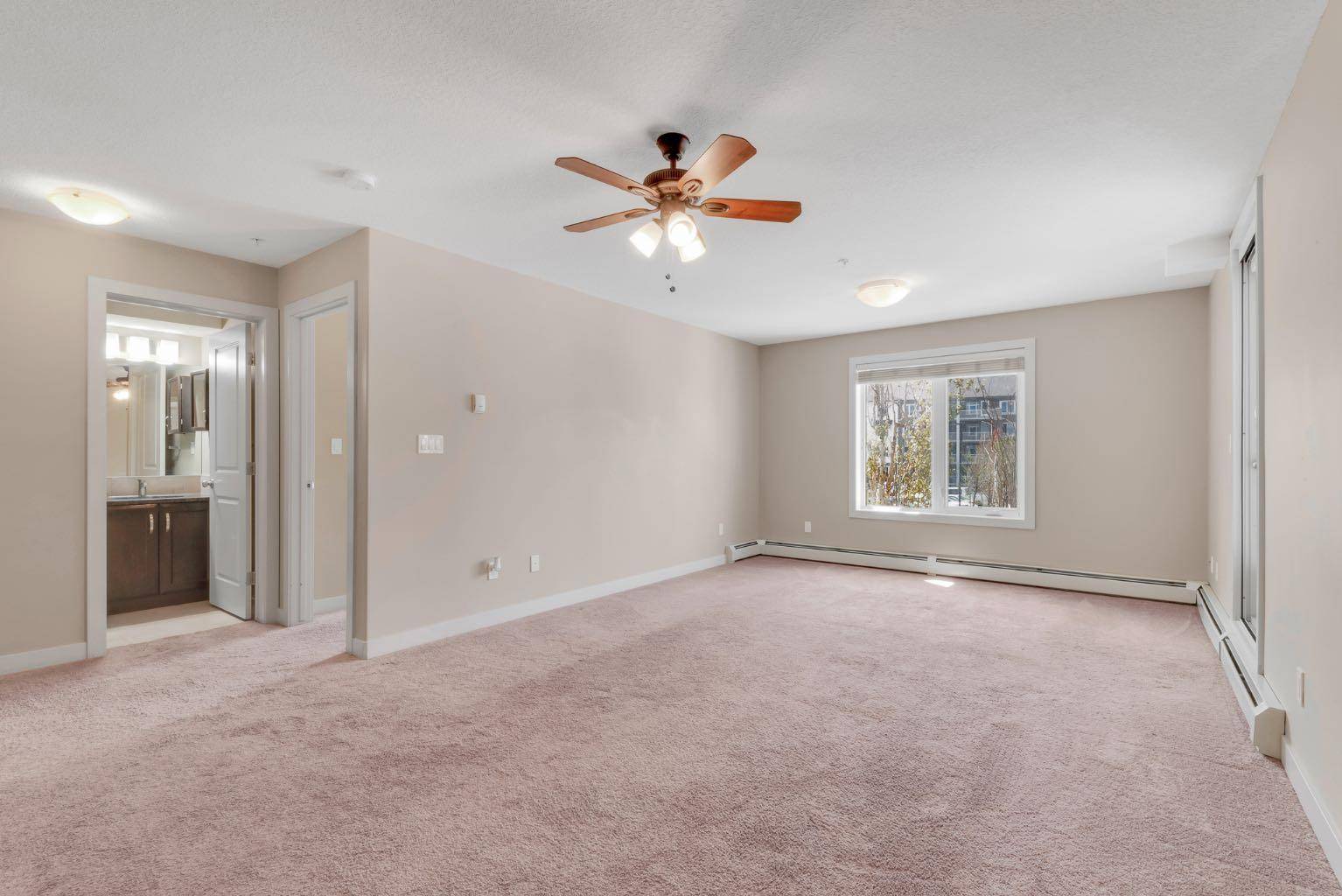 Calgary, AB T3J 0S6,6118 80 AVE NE #1203