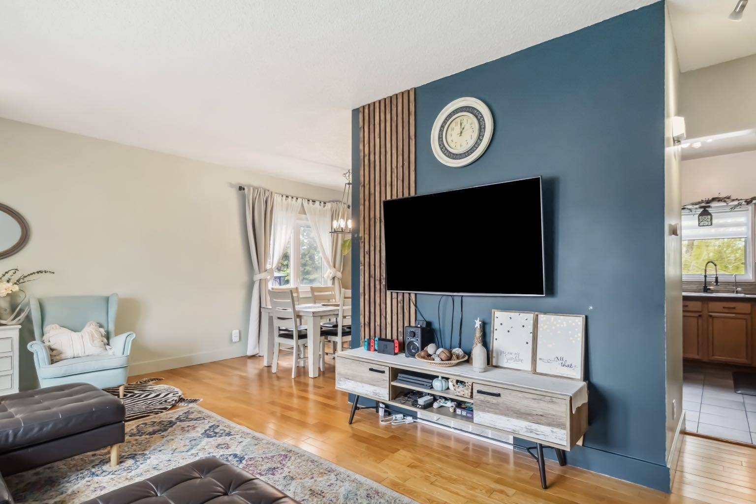 Fort Mcmurray, AB T9K 2E6,189 Brooks PL
