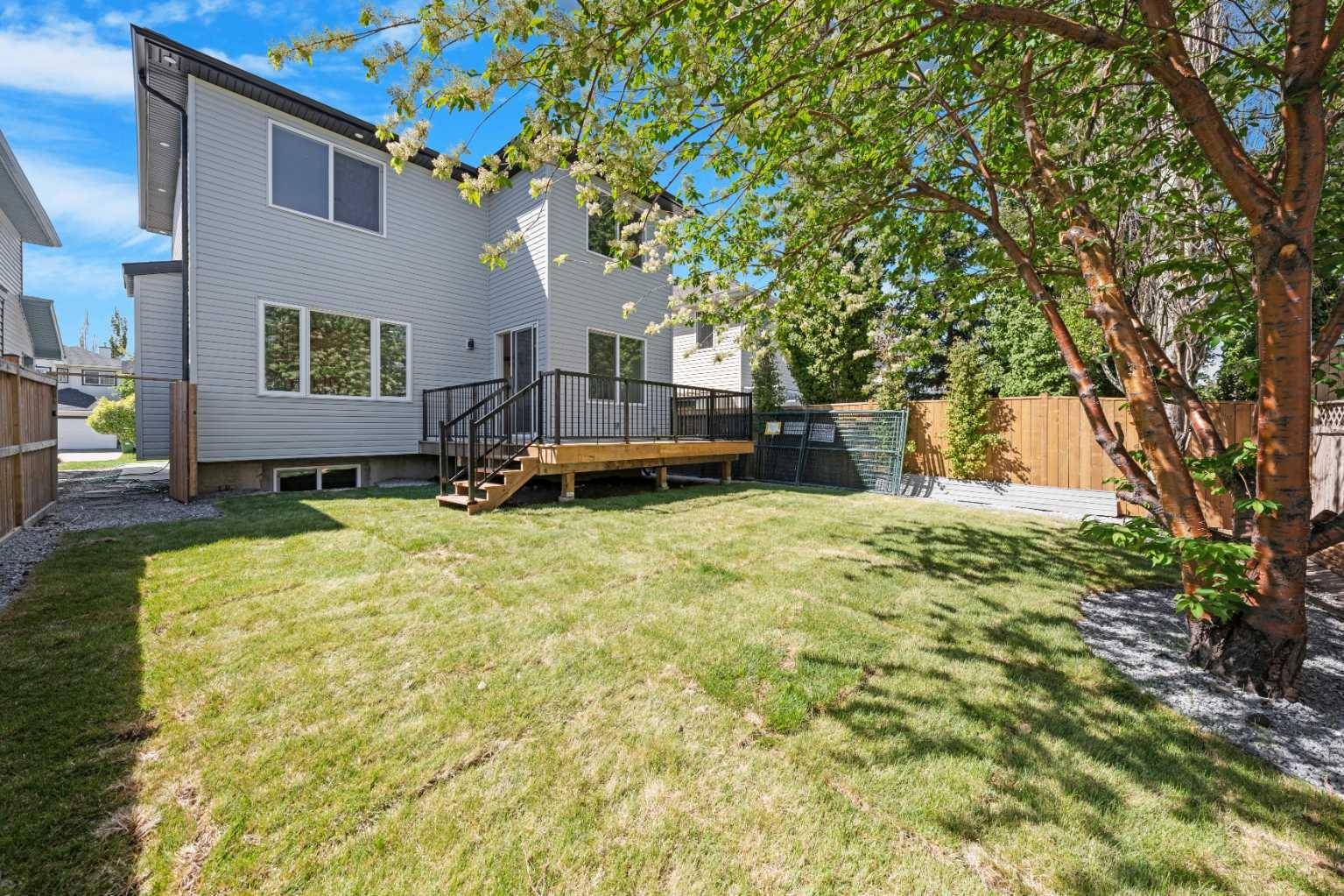 Calgary, AB T2Z2T3,136 DOUGLAS RIDGE GN SE