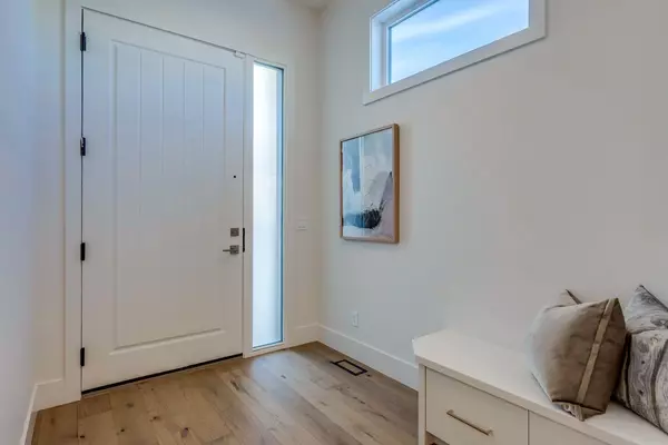 Calgary, AB T3G 5P9,79 Royal Birch CV NW