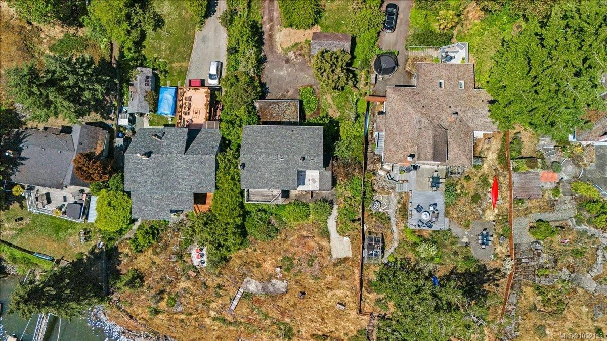 View Royal, BC V9B 1T7,304 Bessborough Ave