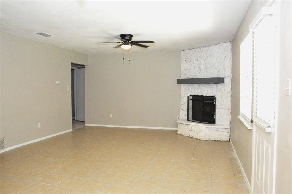 Watauga, TX 76148,7536 Meadowbrook Drive