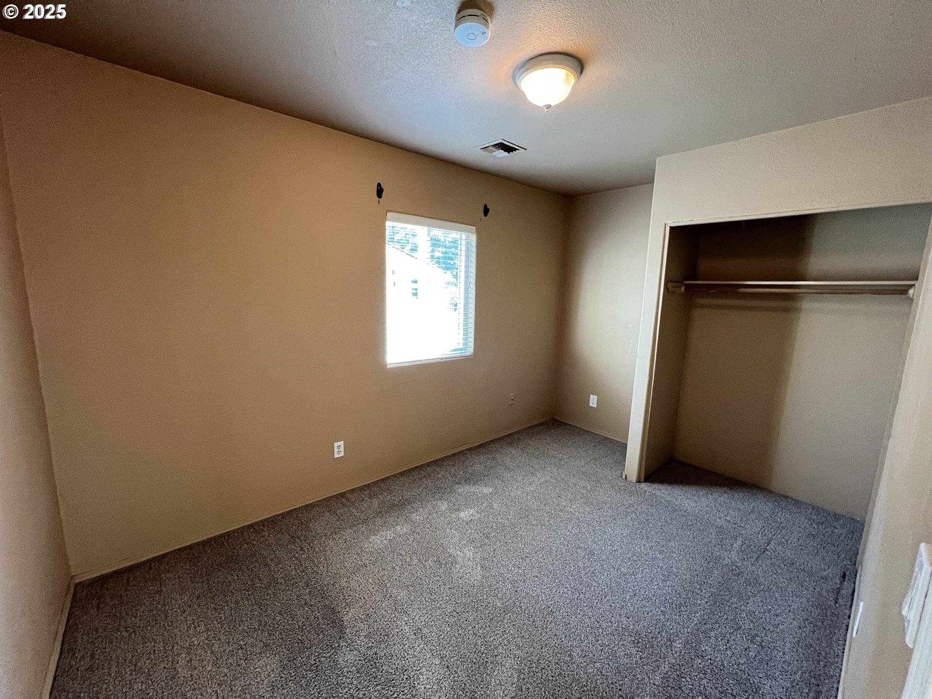 Camas, WA 98607,630 SE POLK ST