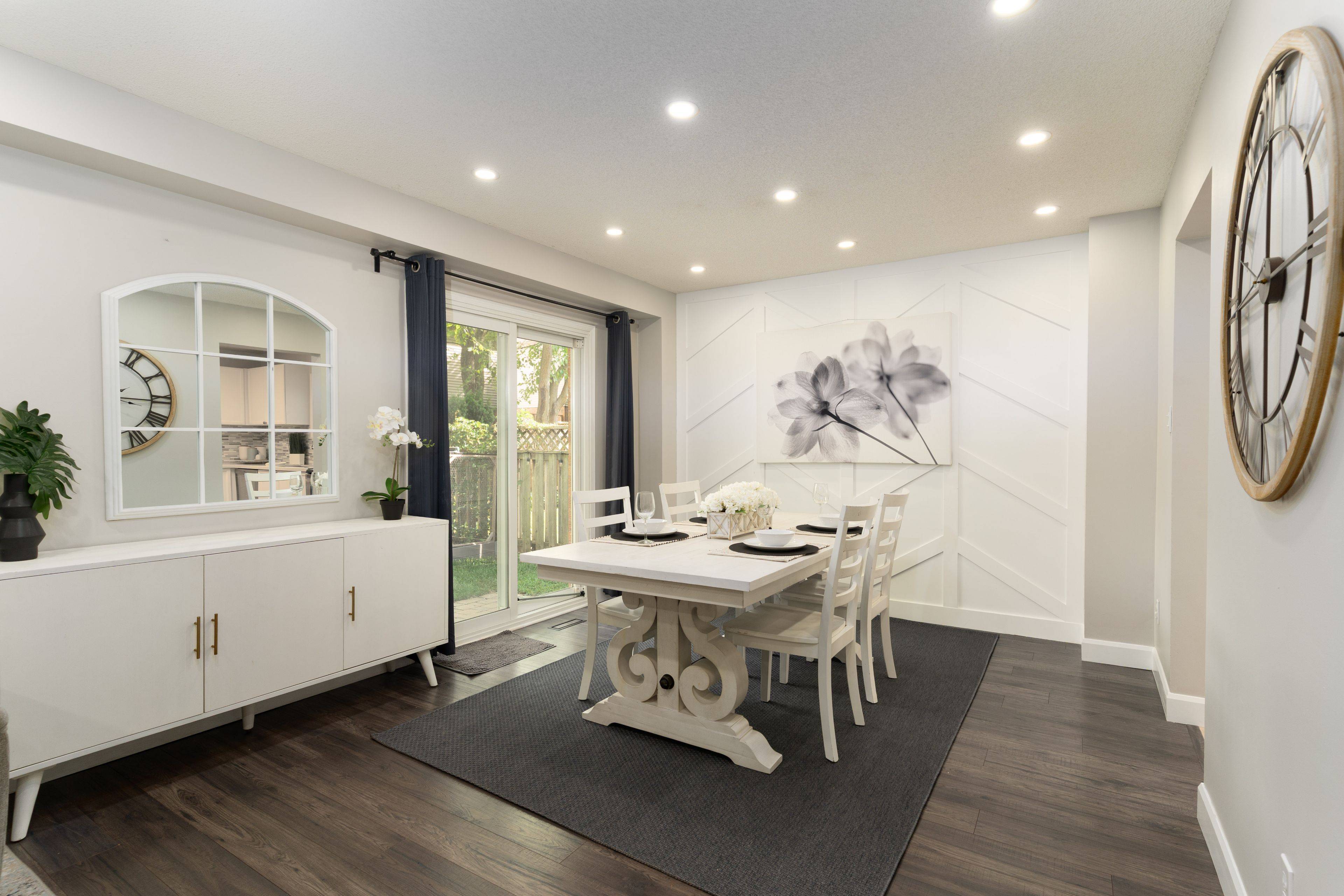 Whitby, ON L1N 8Z6,10 HOUGHTON CT