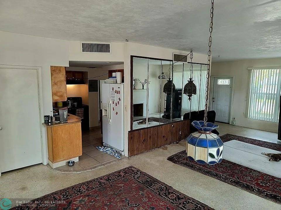 Pompano Beach, FL 33062,3220 NE 7th Pl