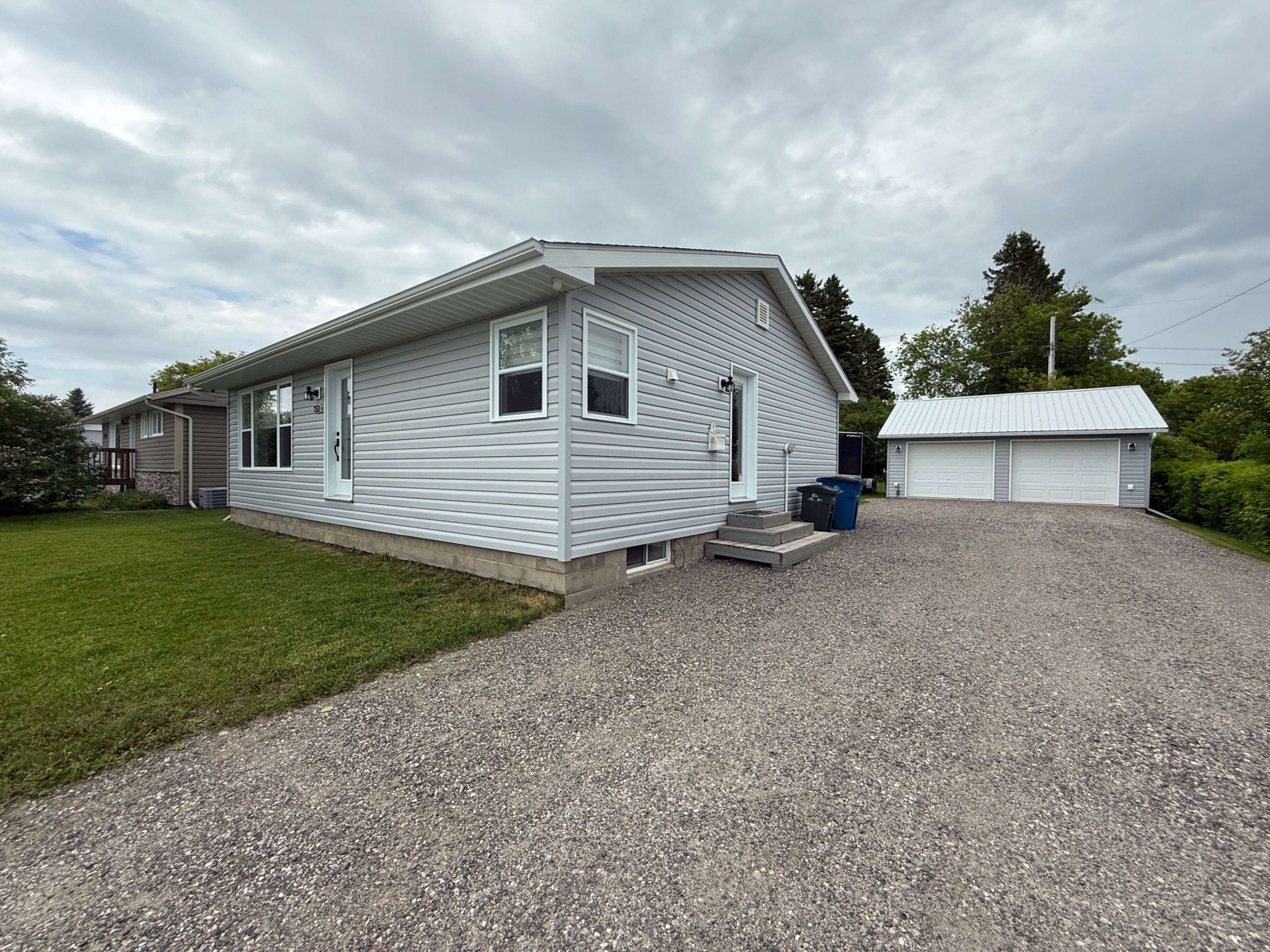 Cochrane, ON P0L 1C0,252 Fourteenth AVE