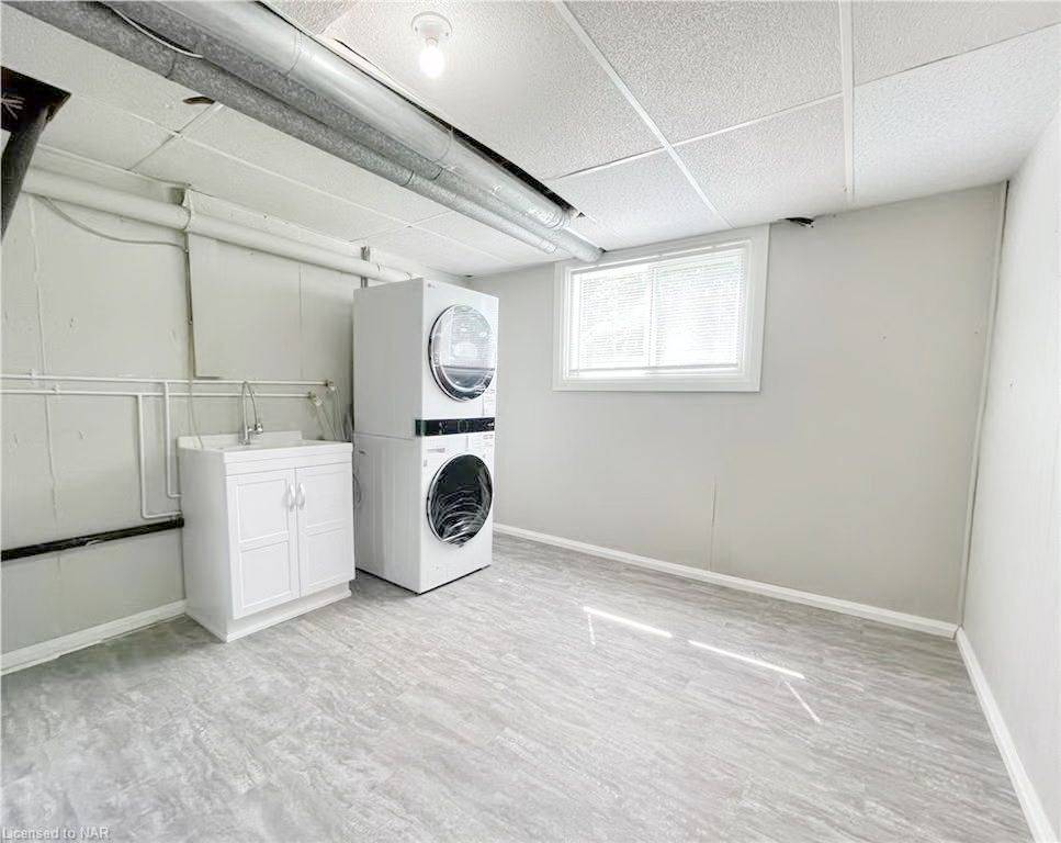 St. Catharines, ON L2M 7H3,24 Winnifred AVE