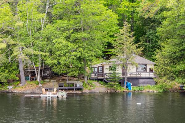 1147 Tock LN, Algonquin Highlands, ON P0A 1E0