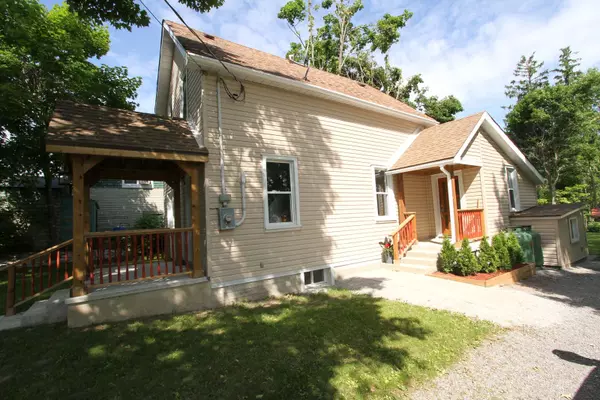 Kawartha Lakes, ON K0M 2B0,18 John ST