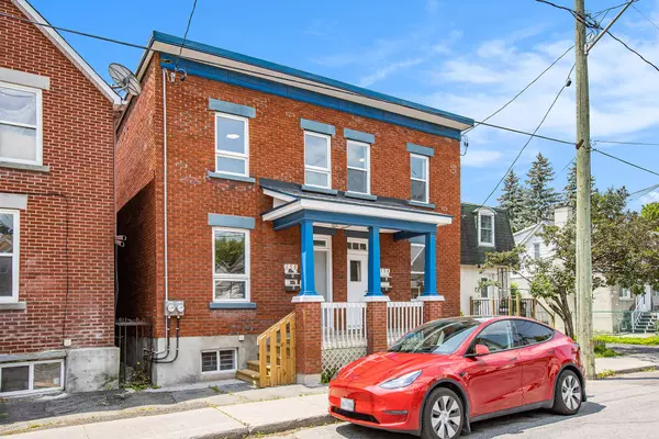 Vanier And Kingsview Park, ON K1L 7G8,258 Park ST #2