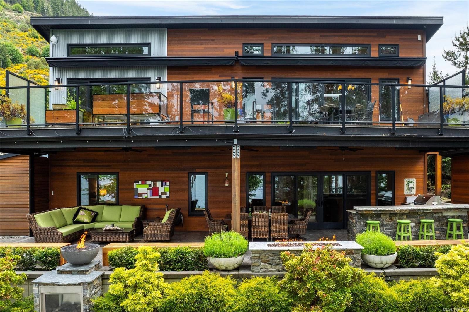 Lake Cowichan, BC V0R 2G1,7424 Cottage Way
