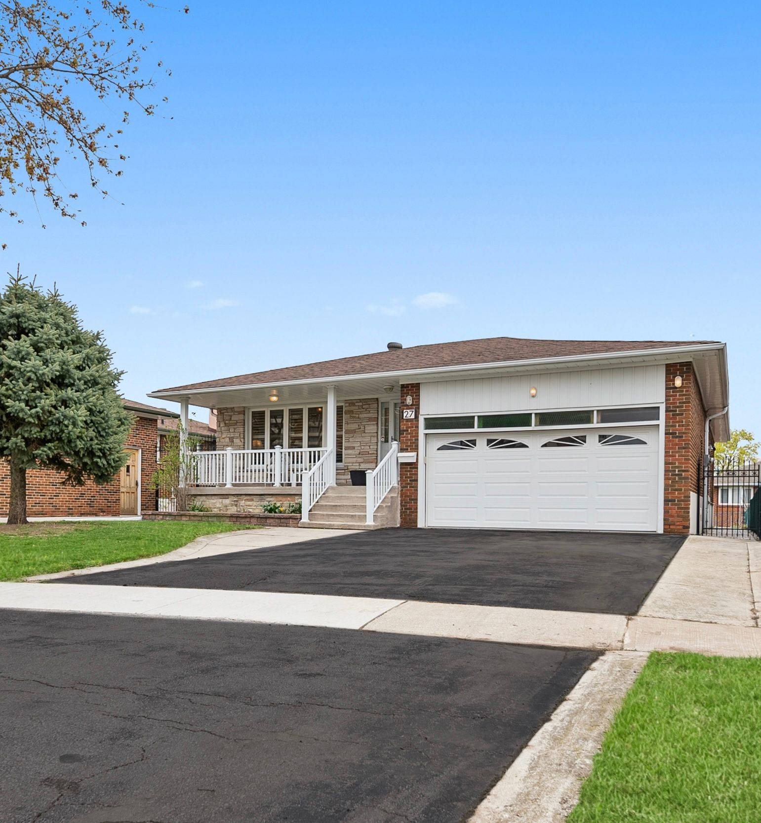 Toronto C15, ON M2J 3S1,27 Bowhill CRES