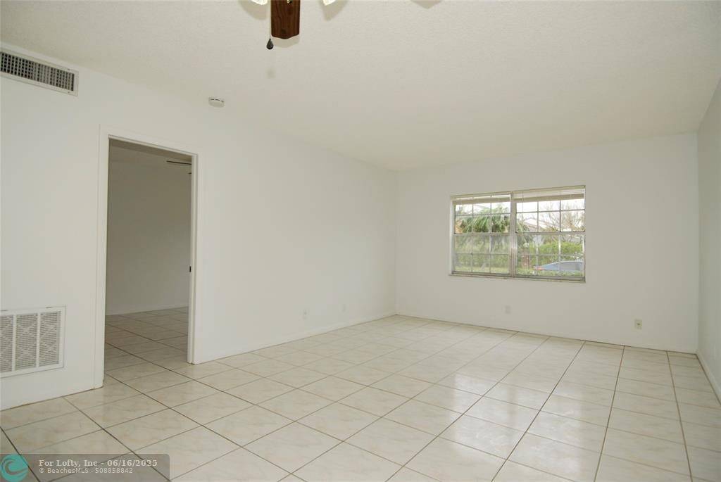 Hollywood, FL 33020,1520 Mckinley St  #113-E