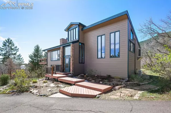 Larkspur, CO 80118,6584 Pike CIR