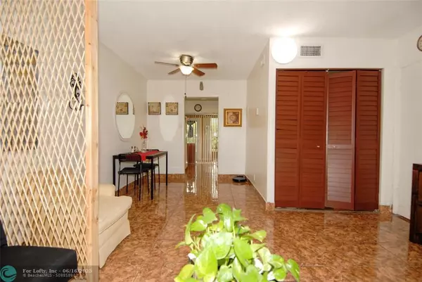 Margate, FL 33063,7855 NW 5th Ct #104