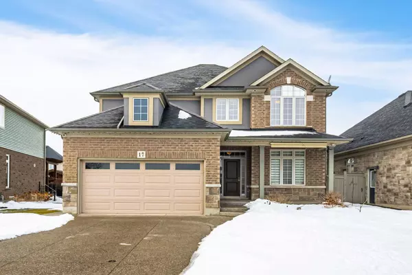 17 Trailwood DR, Welland, ON L3C 0B6