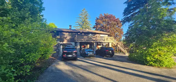Gravenhurst, ON P1P 1G7,811 BAY ST