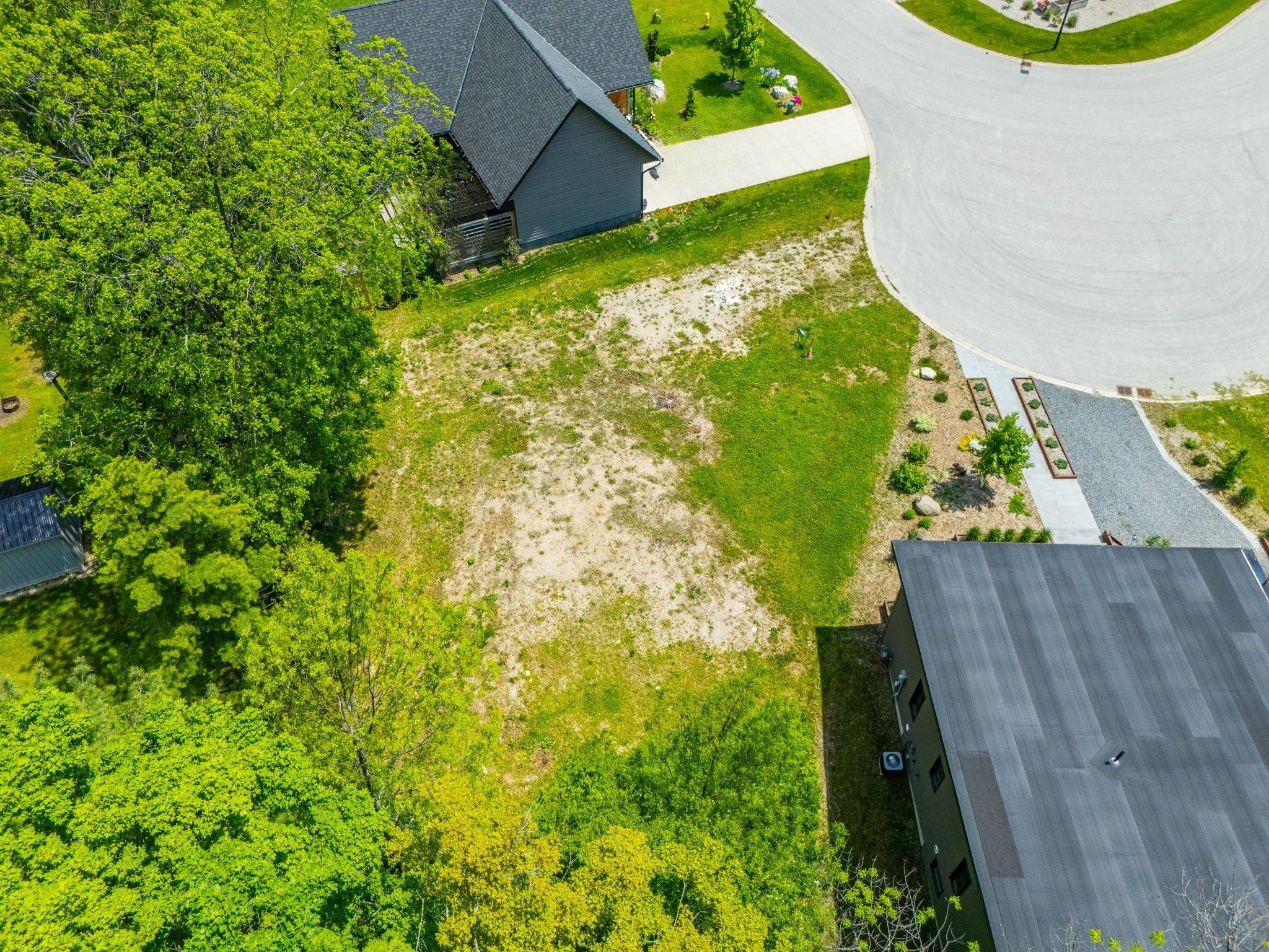 Meaford, ON N4L 0A9,48 Gordon CRES