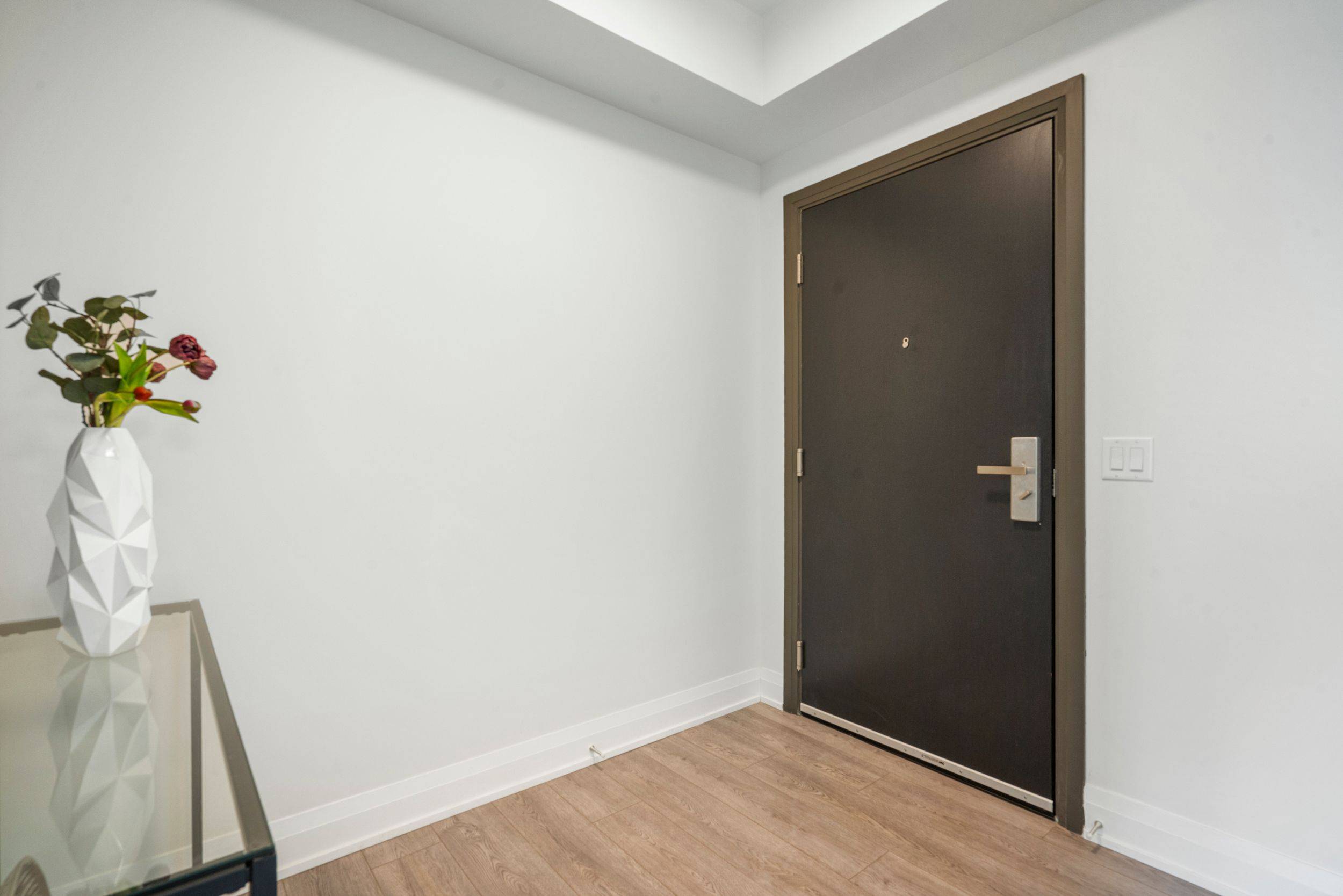 Markham, ON L3R 6L5,18 Water Walk DR #2803