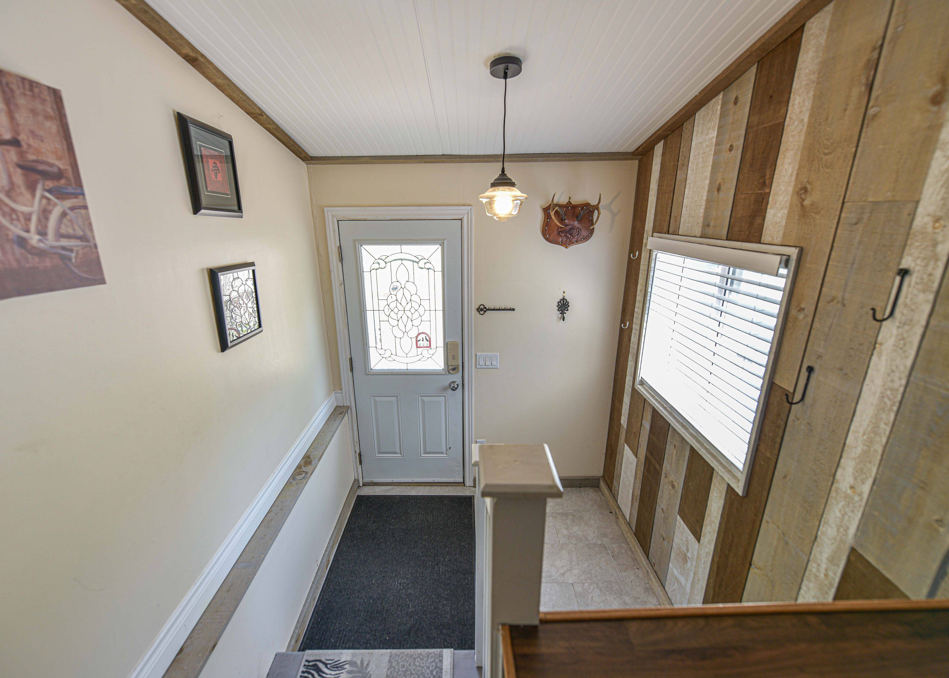 Severn, ON L3V 0V9,3306 Knight AVE