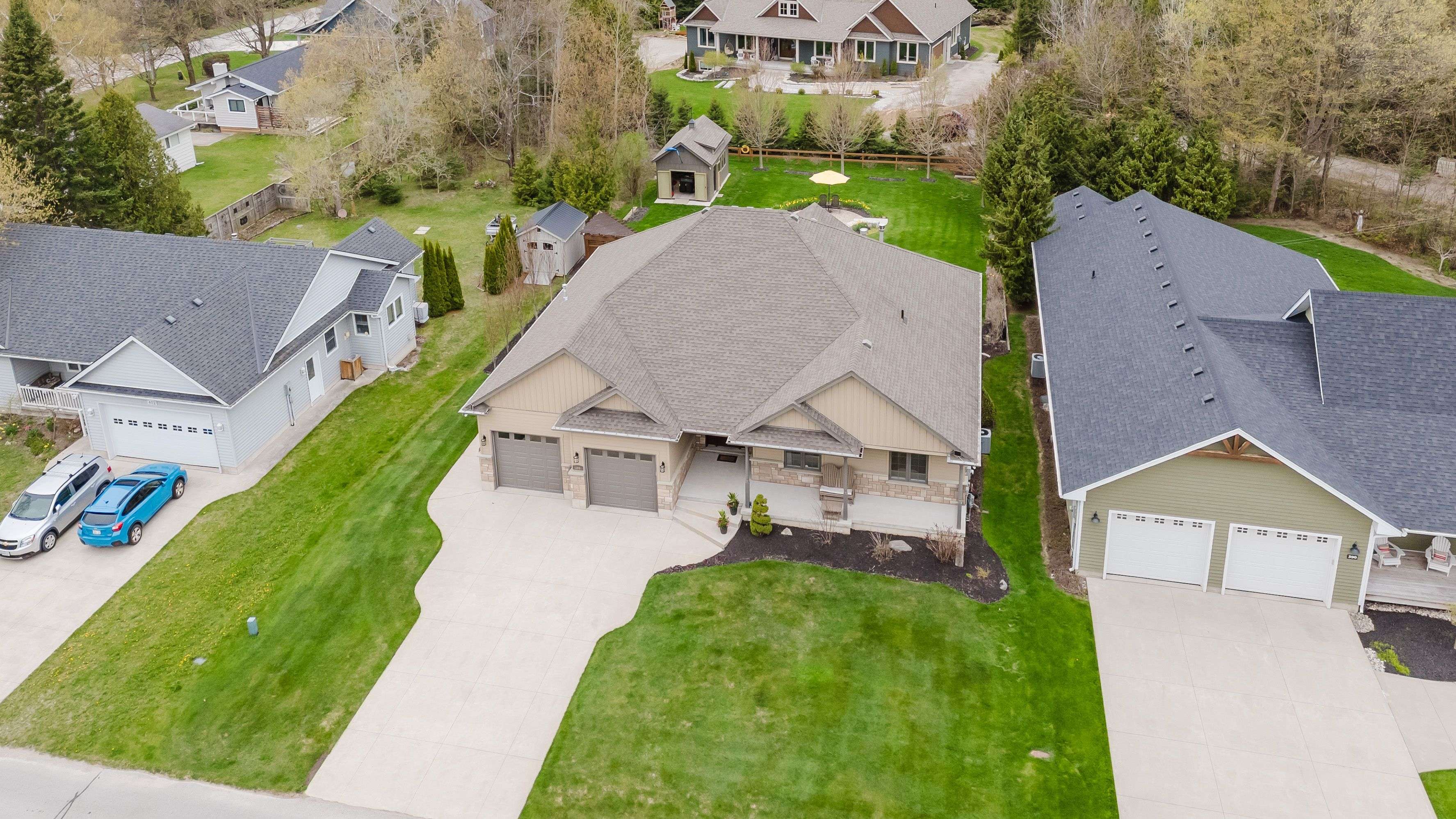 Saugeen Shores, ON N0H 2L0,396 McNabb ST