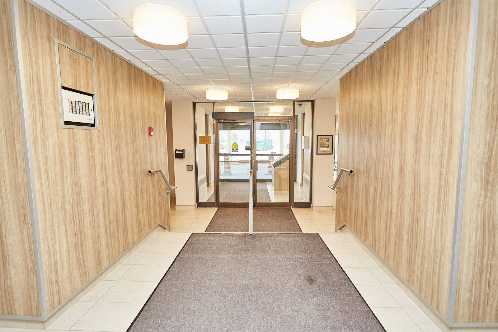 St. Catharines, ON L2T 3J7,215 Glenridge AVE #307