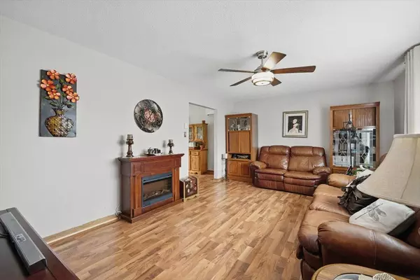 Clarence-rockland, ON K4K 1H6,1954 Catherine ST