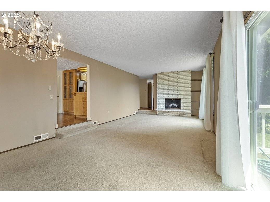 Gresham, OR 97030,540 NE 23RD PL