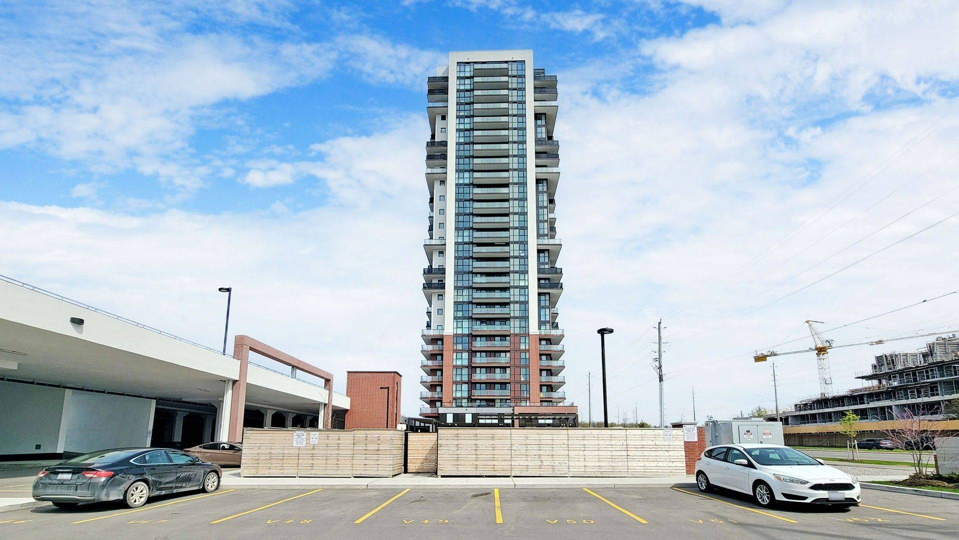 Oshawa, ON L1L 0R5,2550 Simcoe ST N #1719