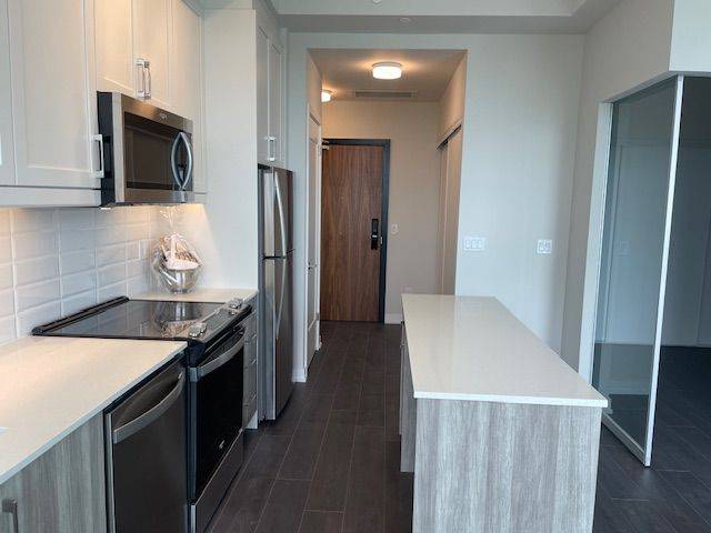 Whitby, ON L1N 4K2,201 Brock ST S #507
