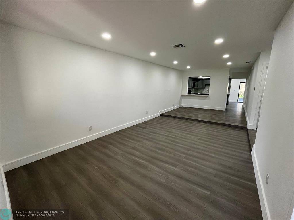 Coral Springs, FL 33065,10901 NW 41st Dr