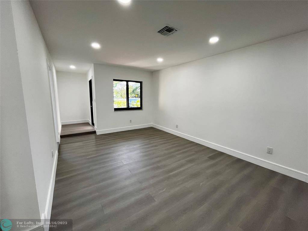 Coral Springs, FL 33065,10901 NW 41st Dr