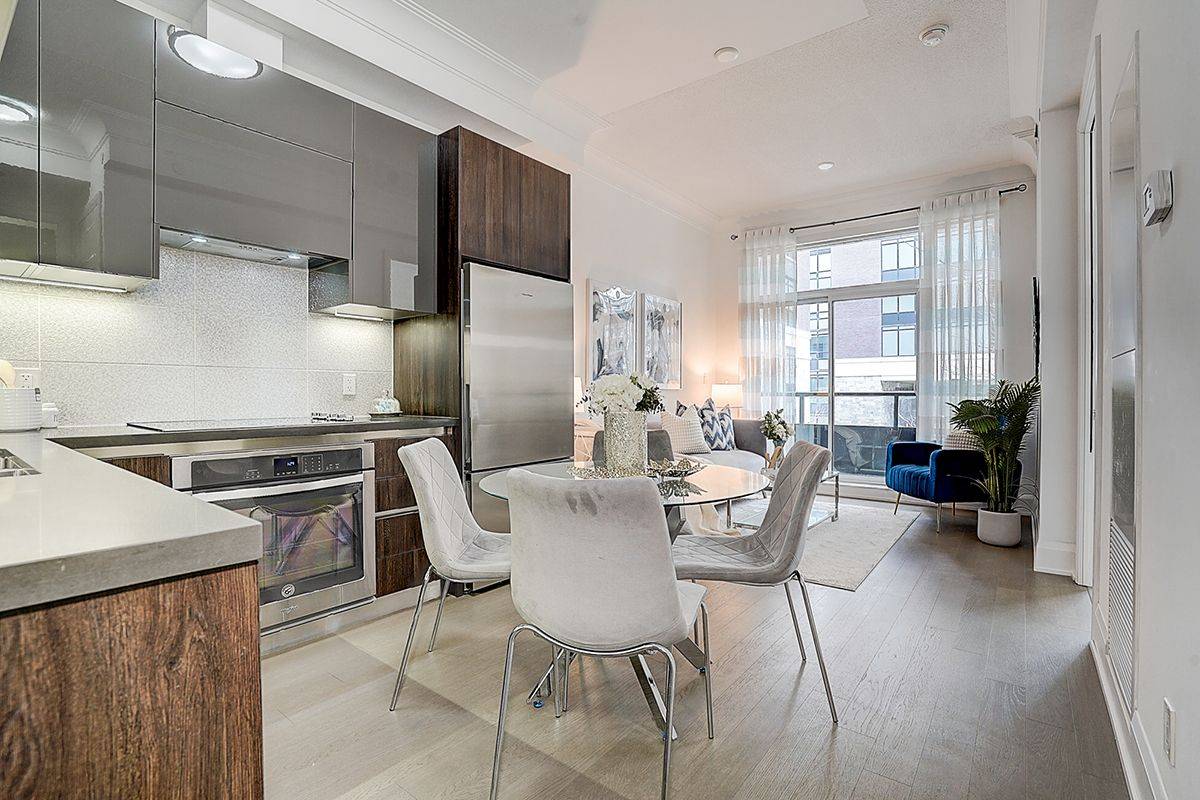 Markham, ON L3R 1L5,25 Water Walk DR #232