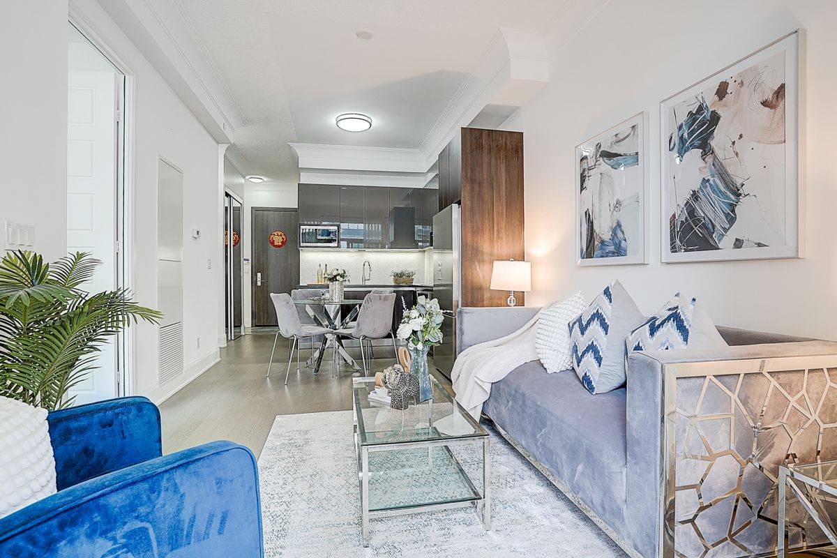 Markham, ON L3R 1L5,25 Water Walk DR #232