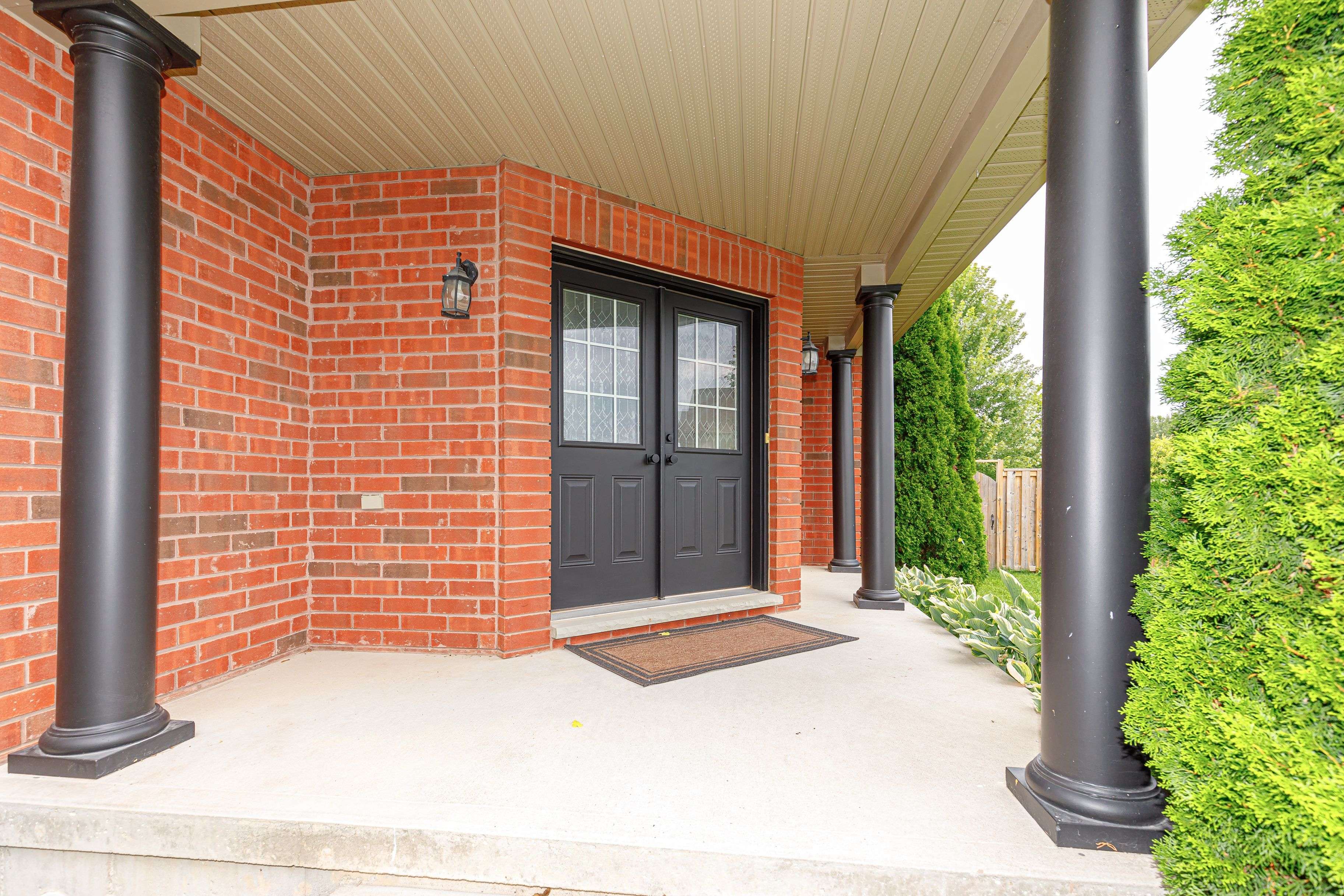 Collingwood, ON L9Y 5L2,78 Connor AVE