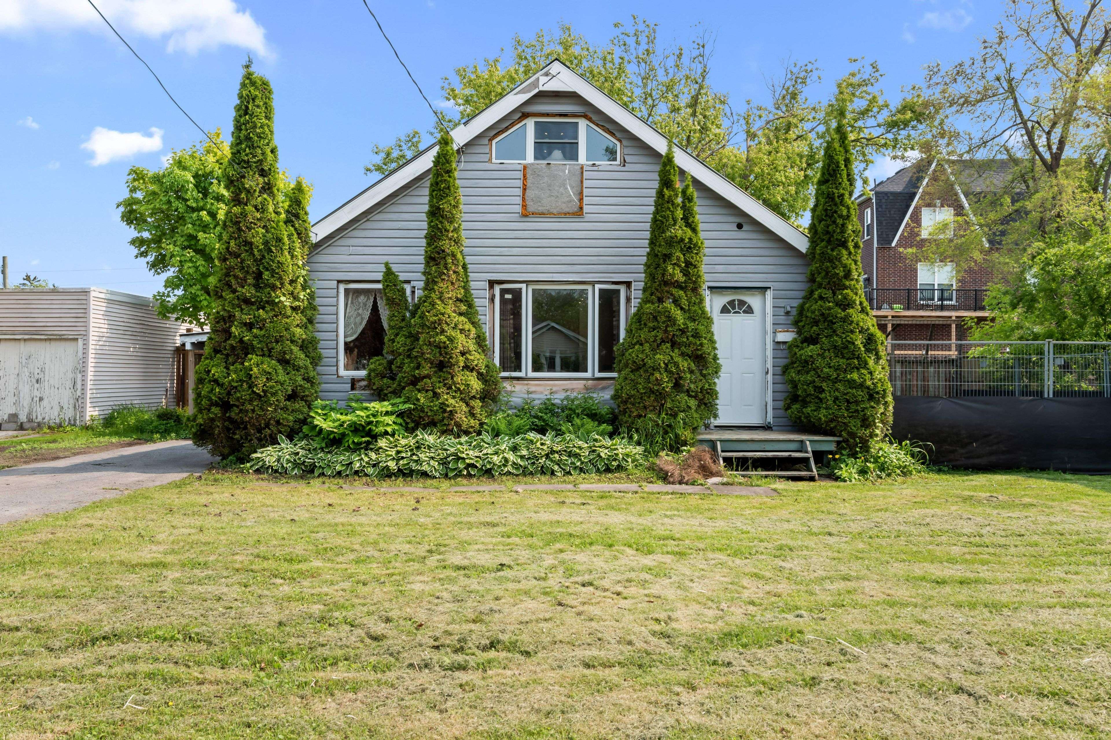 Kingston, ON K7M 2K3,120 Baiden ST