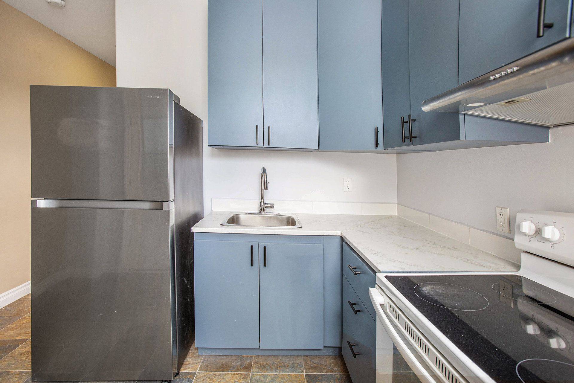 Vanier And Kingsview Park, ON K1L 7G8,258 Park ST #1