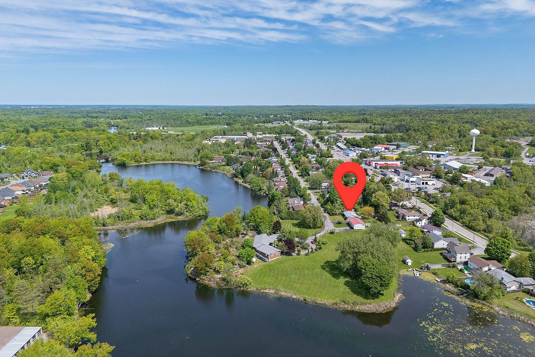 Gananoque, ON K7G 2A9,565 Queen ST