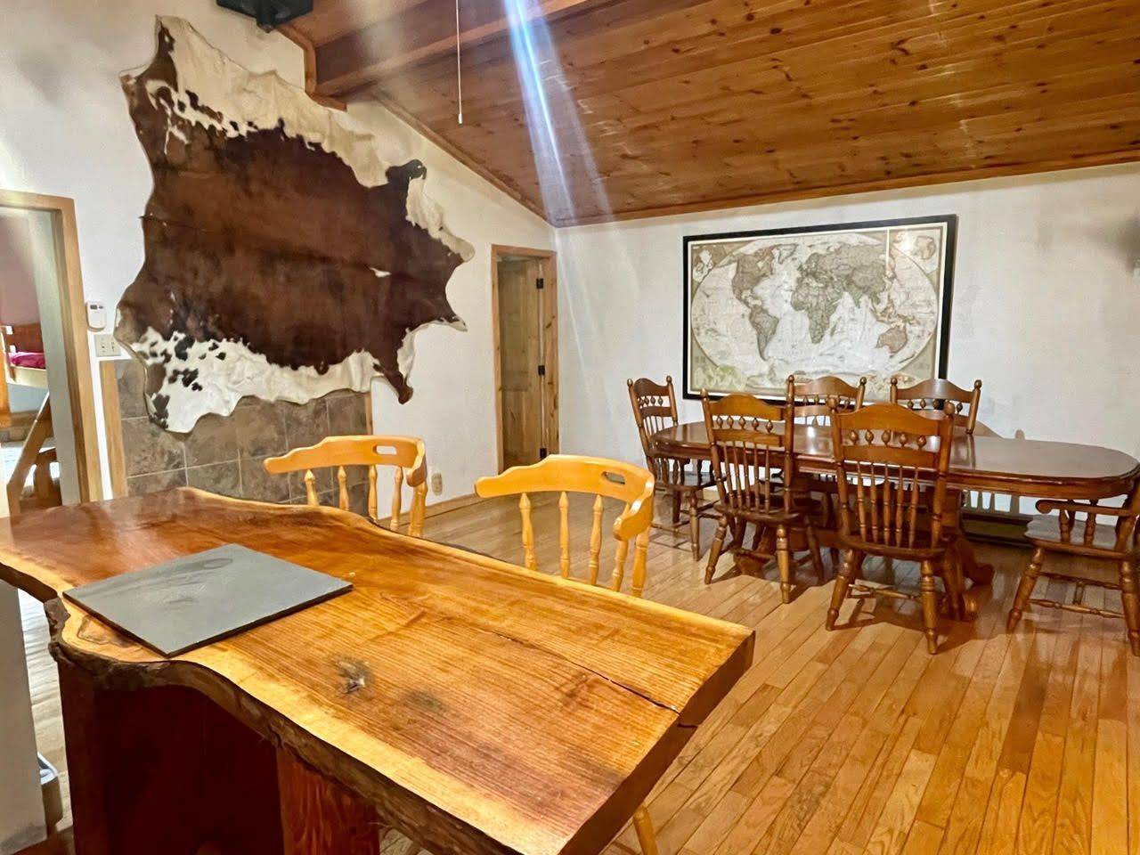 Bracebridge, ON P1L 1X3,1143 Sherwood Forest RD